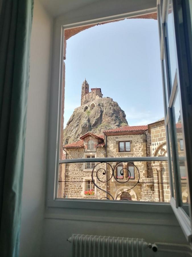 Willa Au Bon Endroit Aiguilhe Zewnętrze zdjęcie